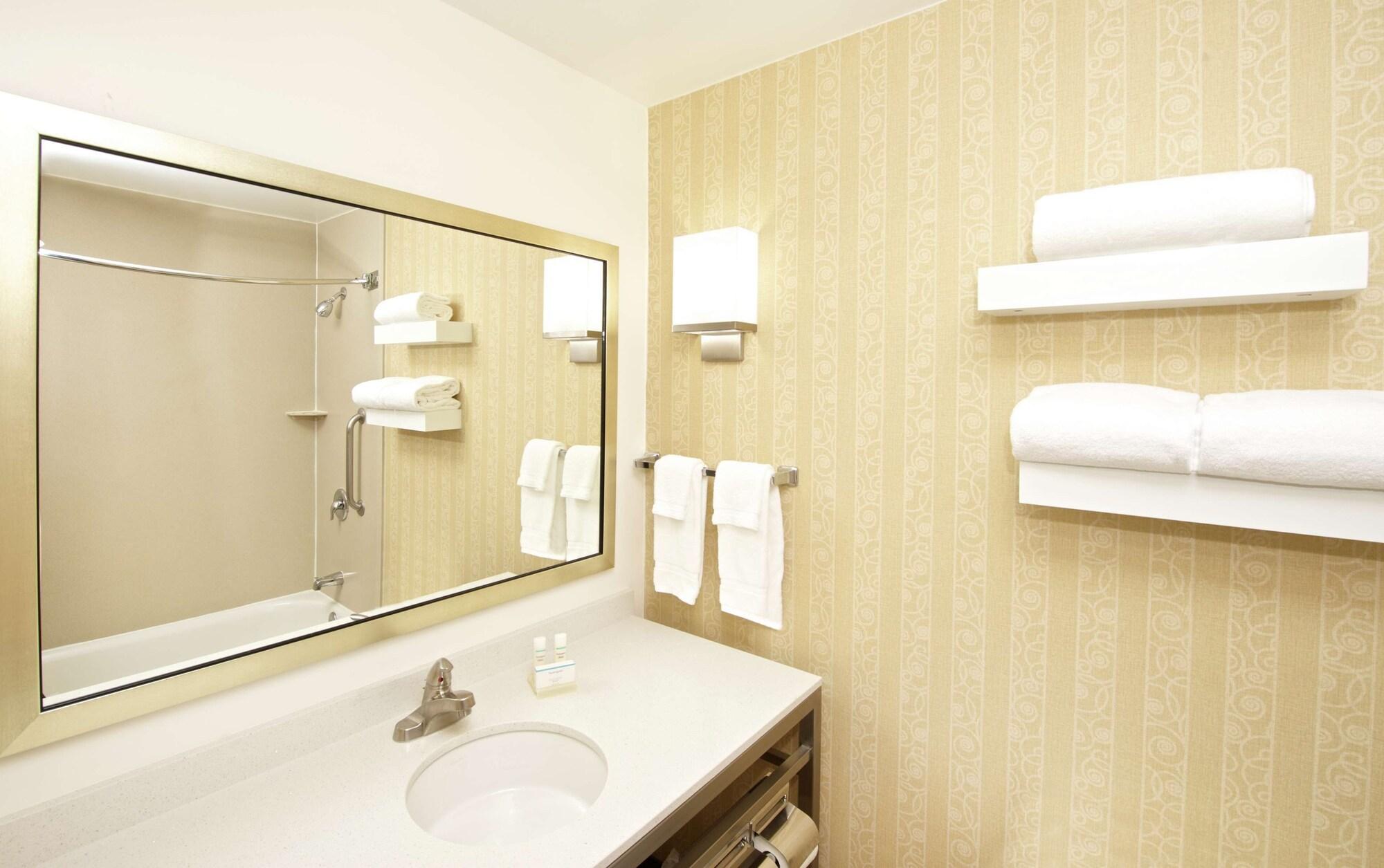 Hilton Garden Inn Seattle/Renton Eksteriør billede